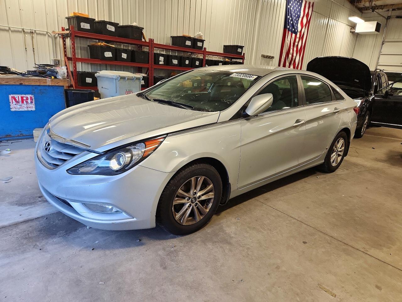 2013 HYUNDAI SONATA GLS  