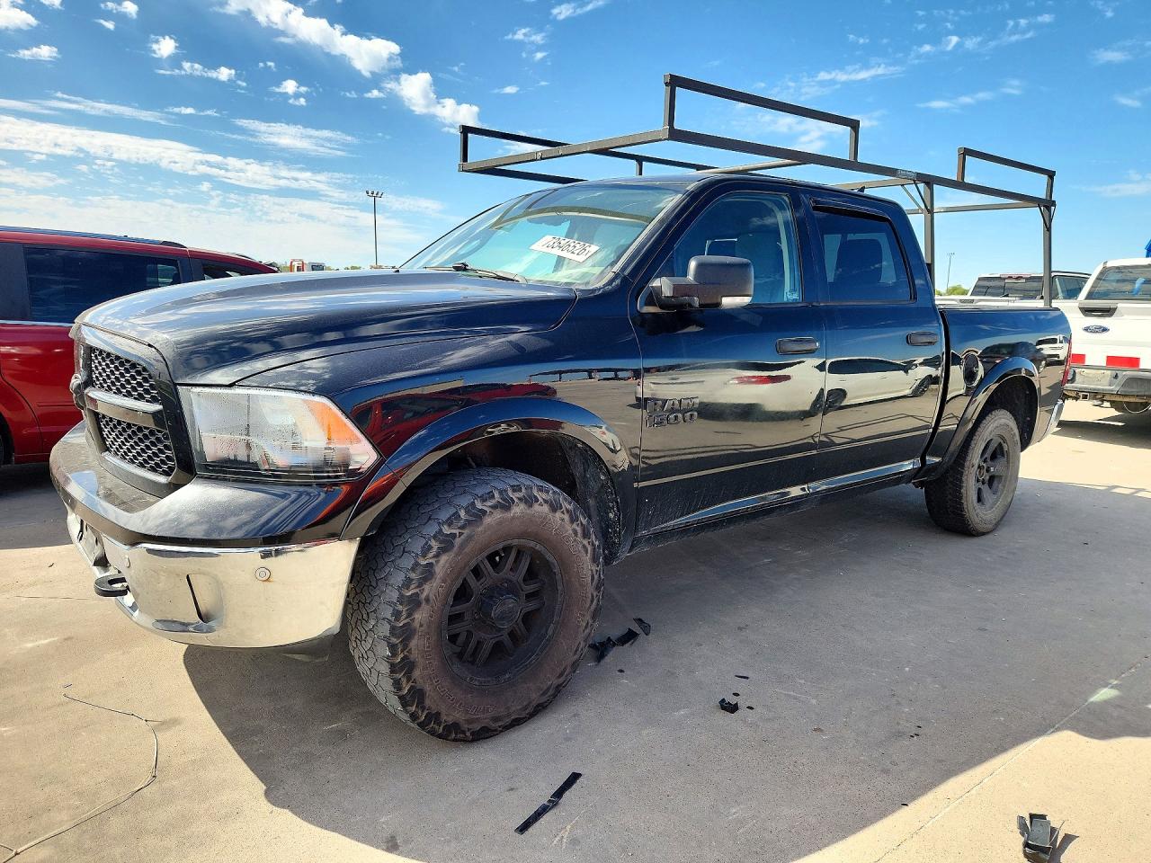 2016 RAM 1500 SLT  