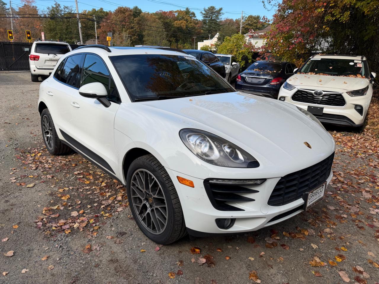2016 PORSCHE MACAN S  