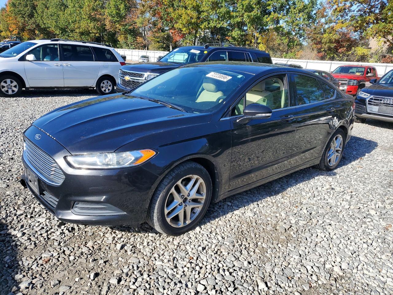 2013 FORD FUSION SE  