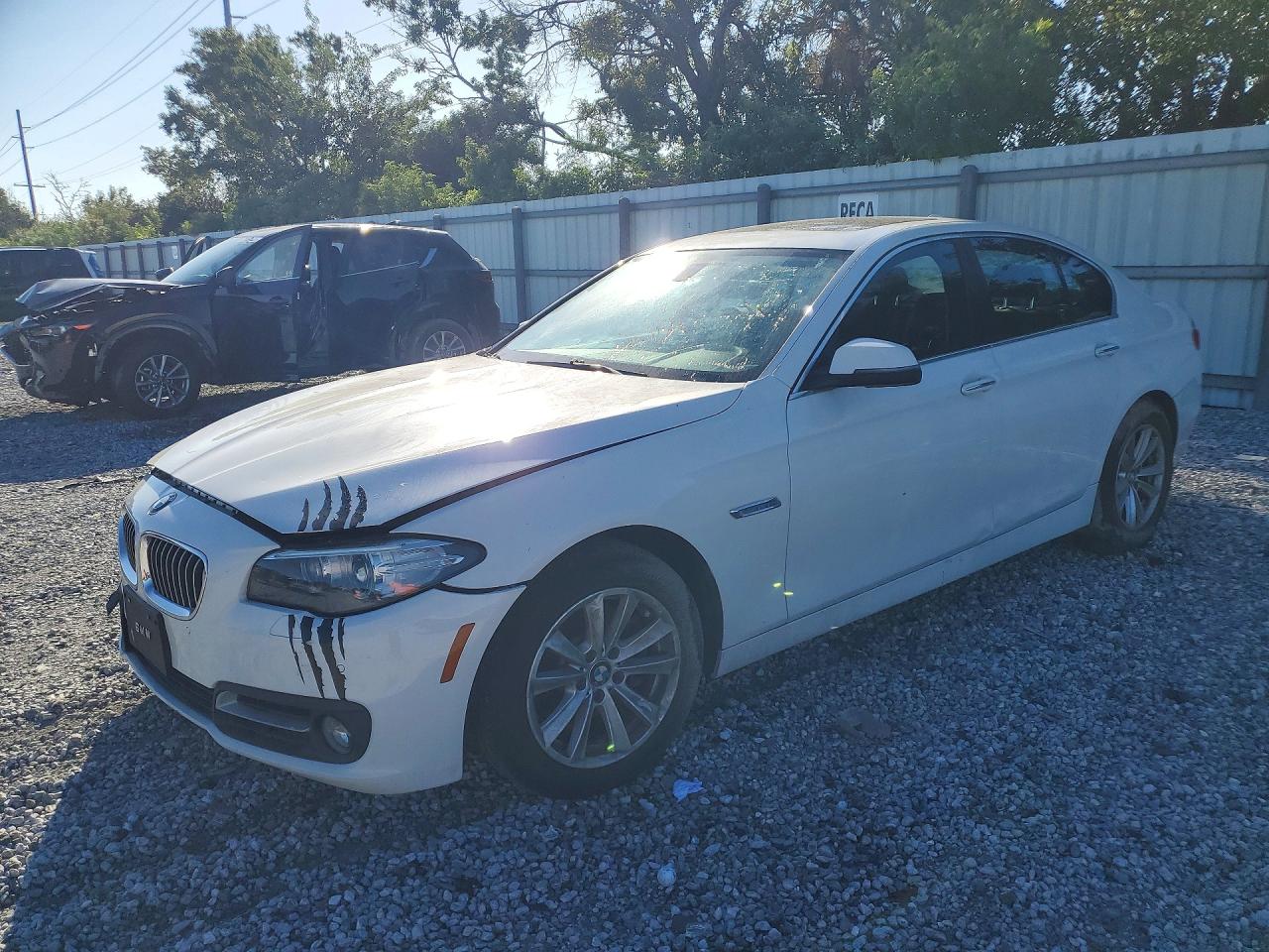 2016 BMW 528 XI  