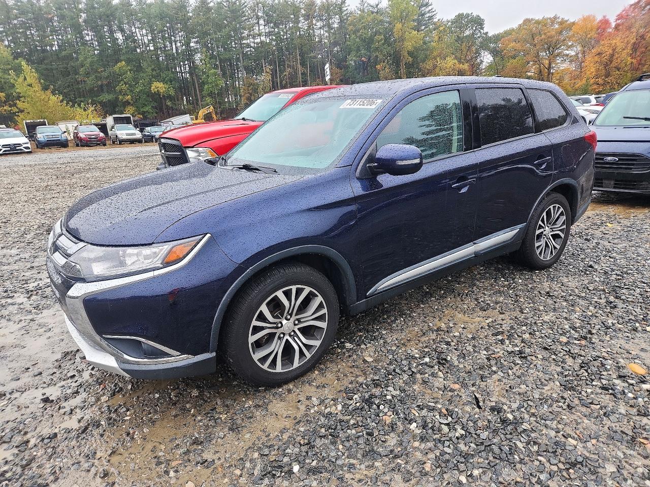 2017 MITSUBISHI OUTLANDER SE  