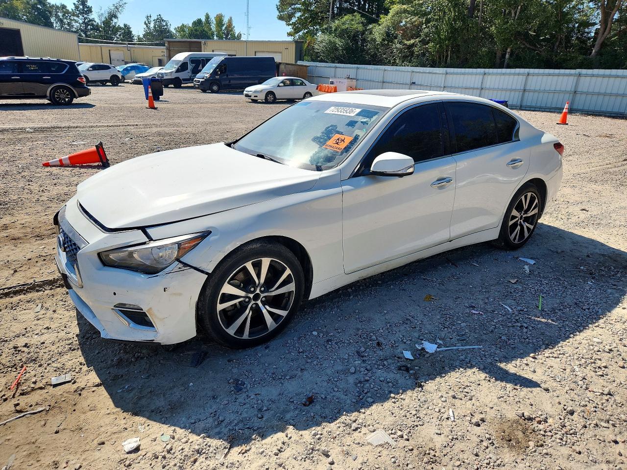 2021 INFINITI Q50 LUXE  