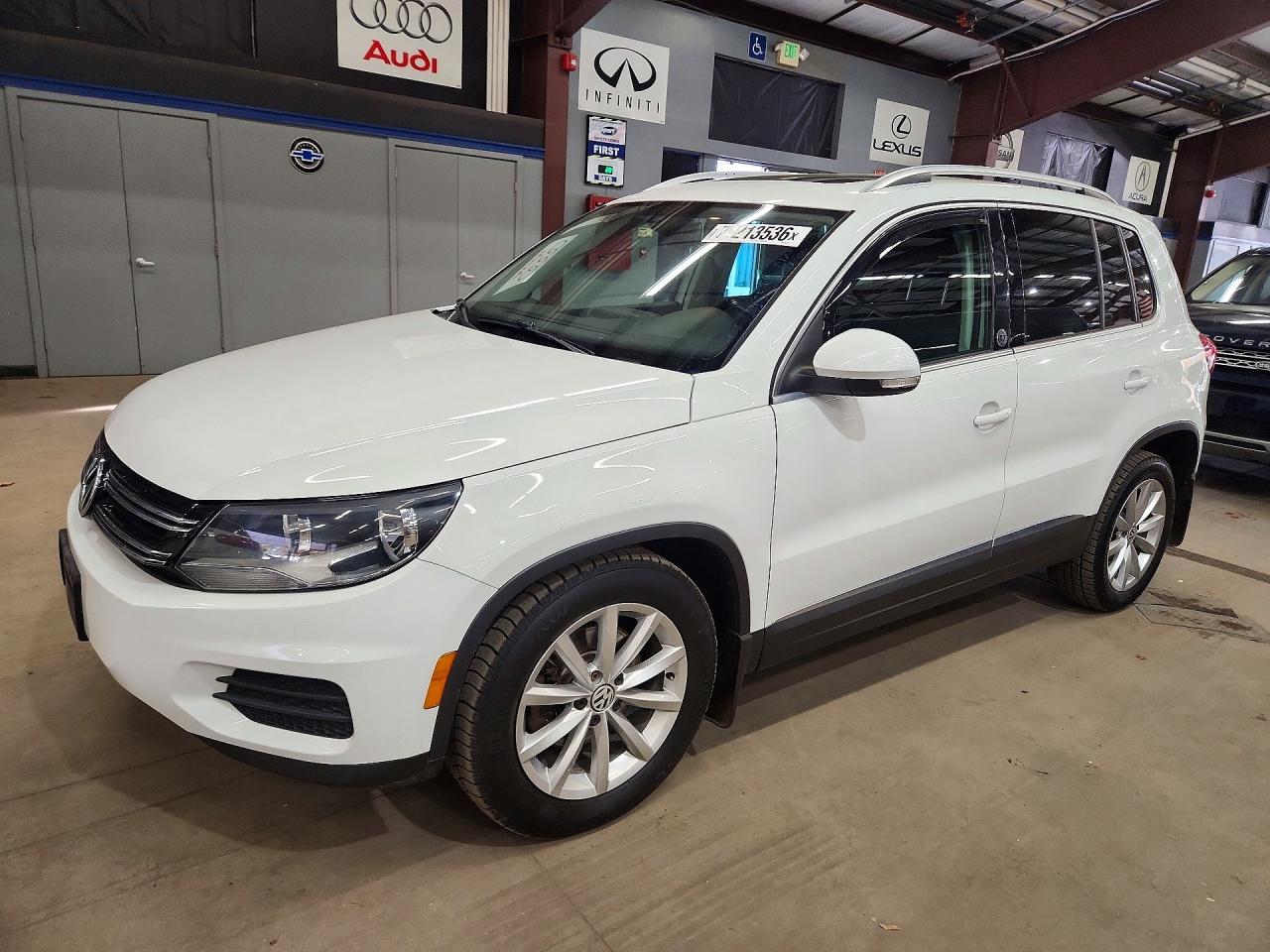 2017 VOLKSWAGEN TIGUAN WOLFSBURG  