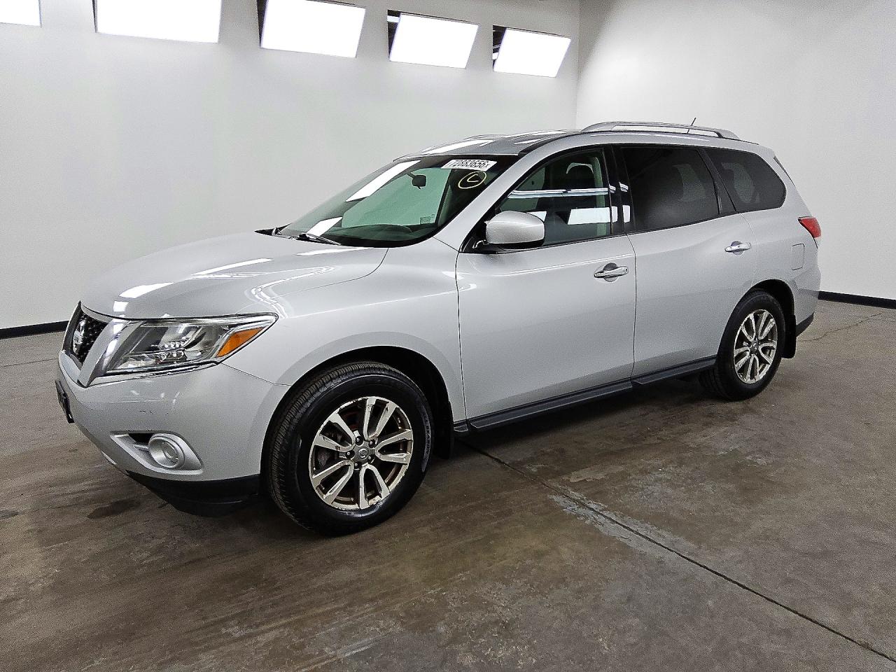 2013 NISSAN PATHFINDER S  