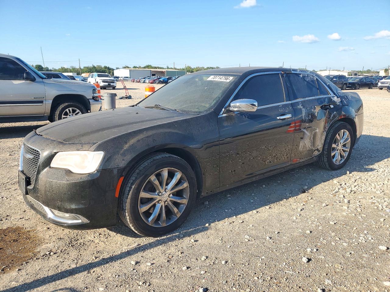 2018 CHRYSLER 300 LIMITED  