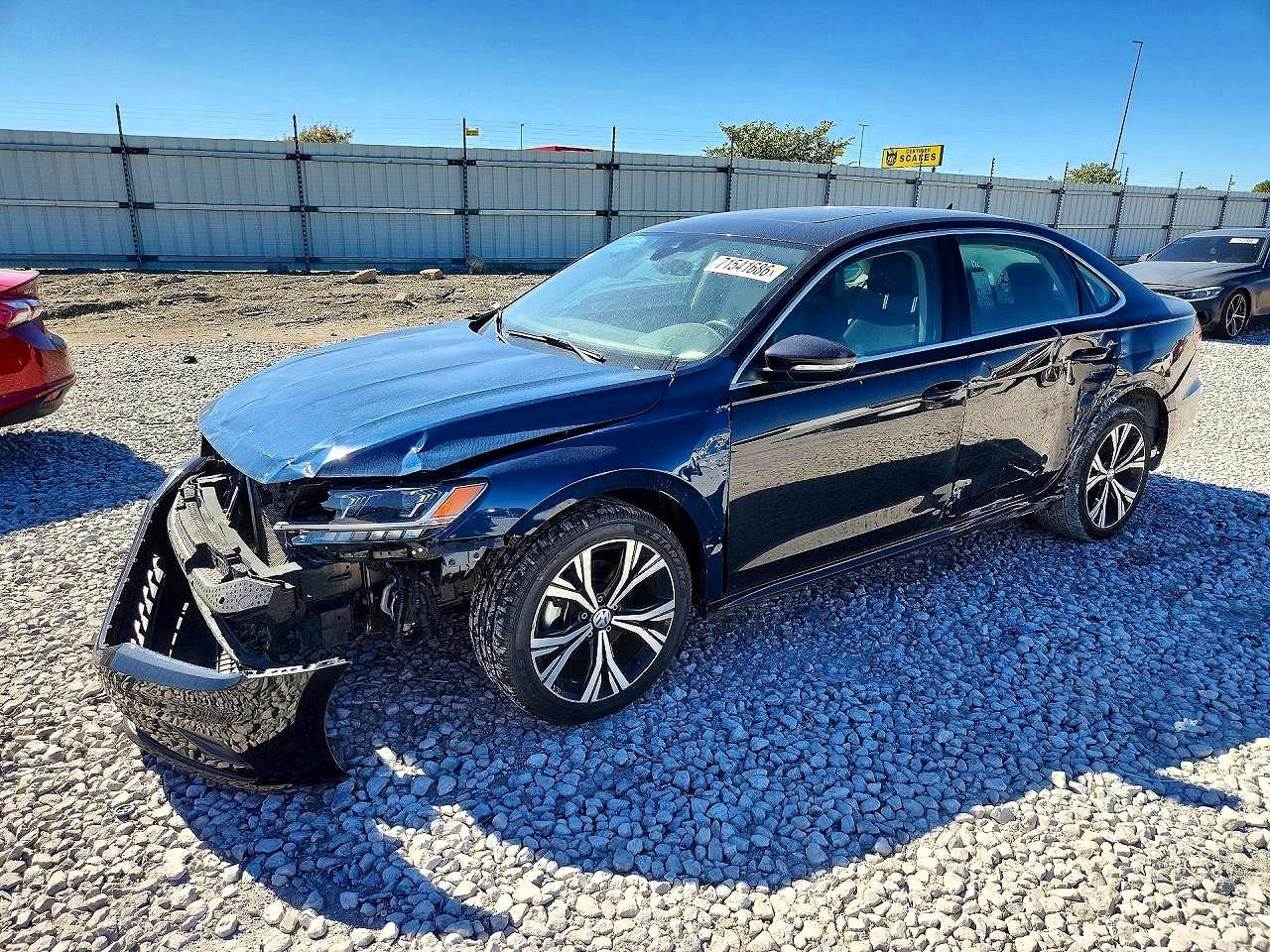 2022 VOLKSWAGEN PASSAT SE  