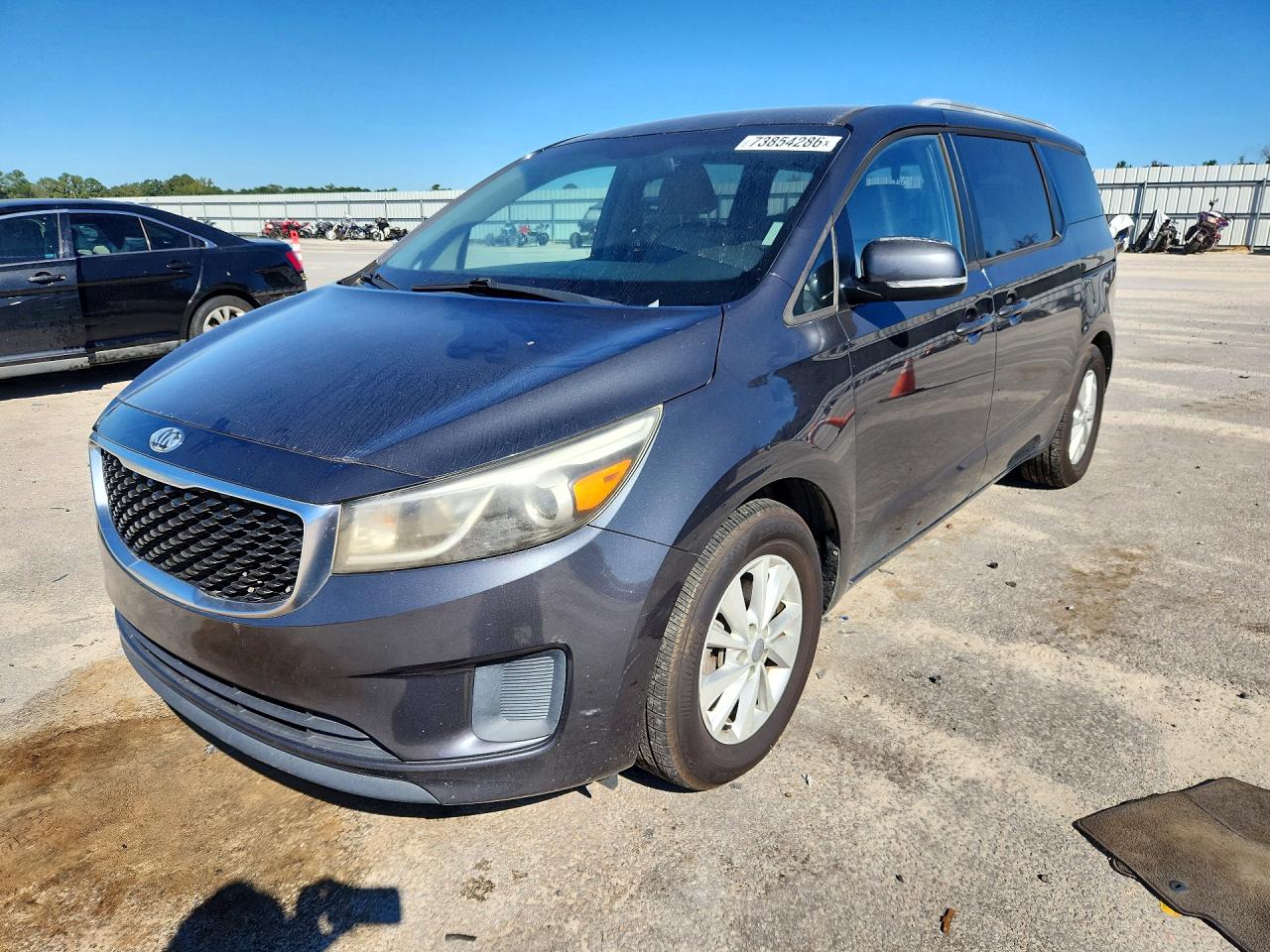 2015 KIA SEDONA LX  
