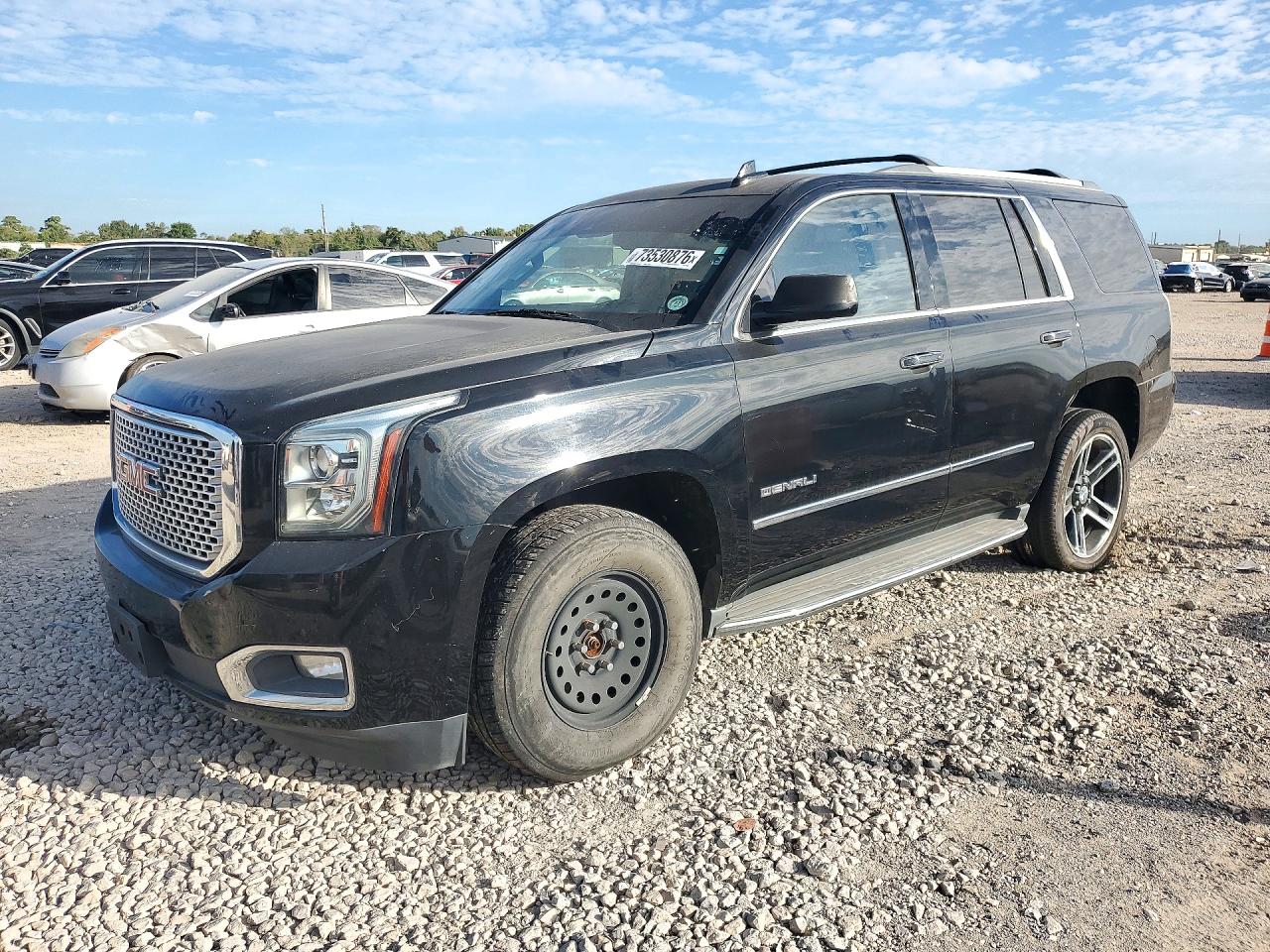 2017 GMC YUKON DENALI  