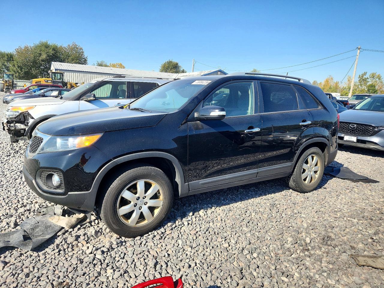 2013 KIA SORENTO LX  