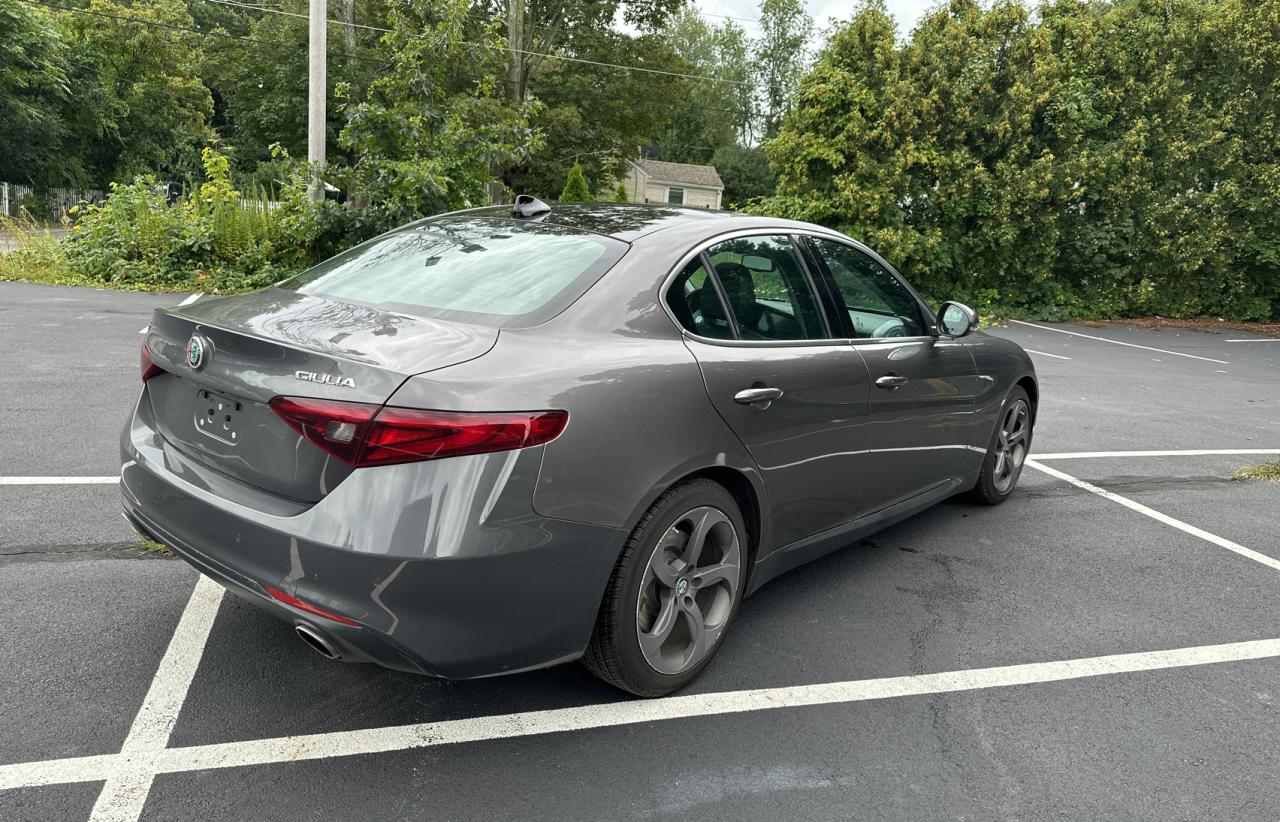 2017 ALFA ROMEO GIULIA TI Q4