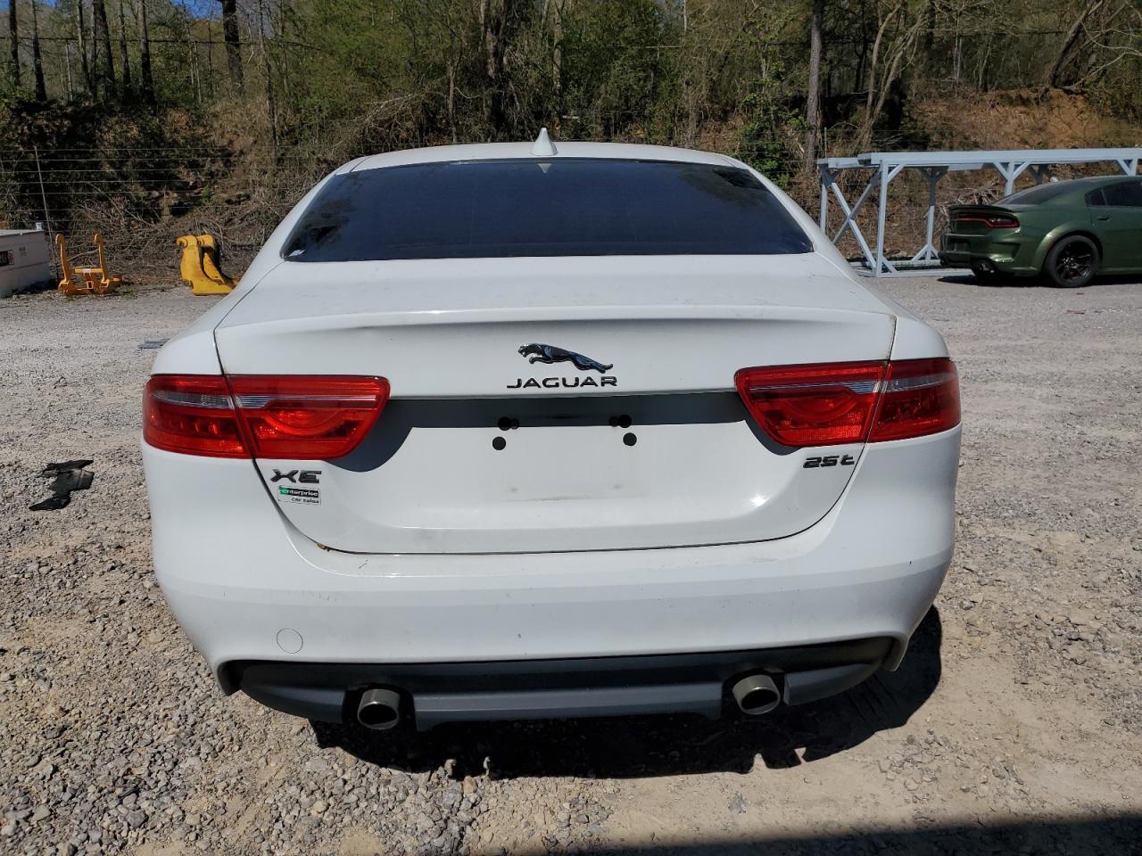 2018 JAGUAR XE 