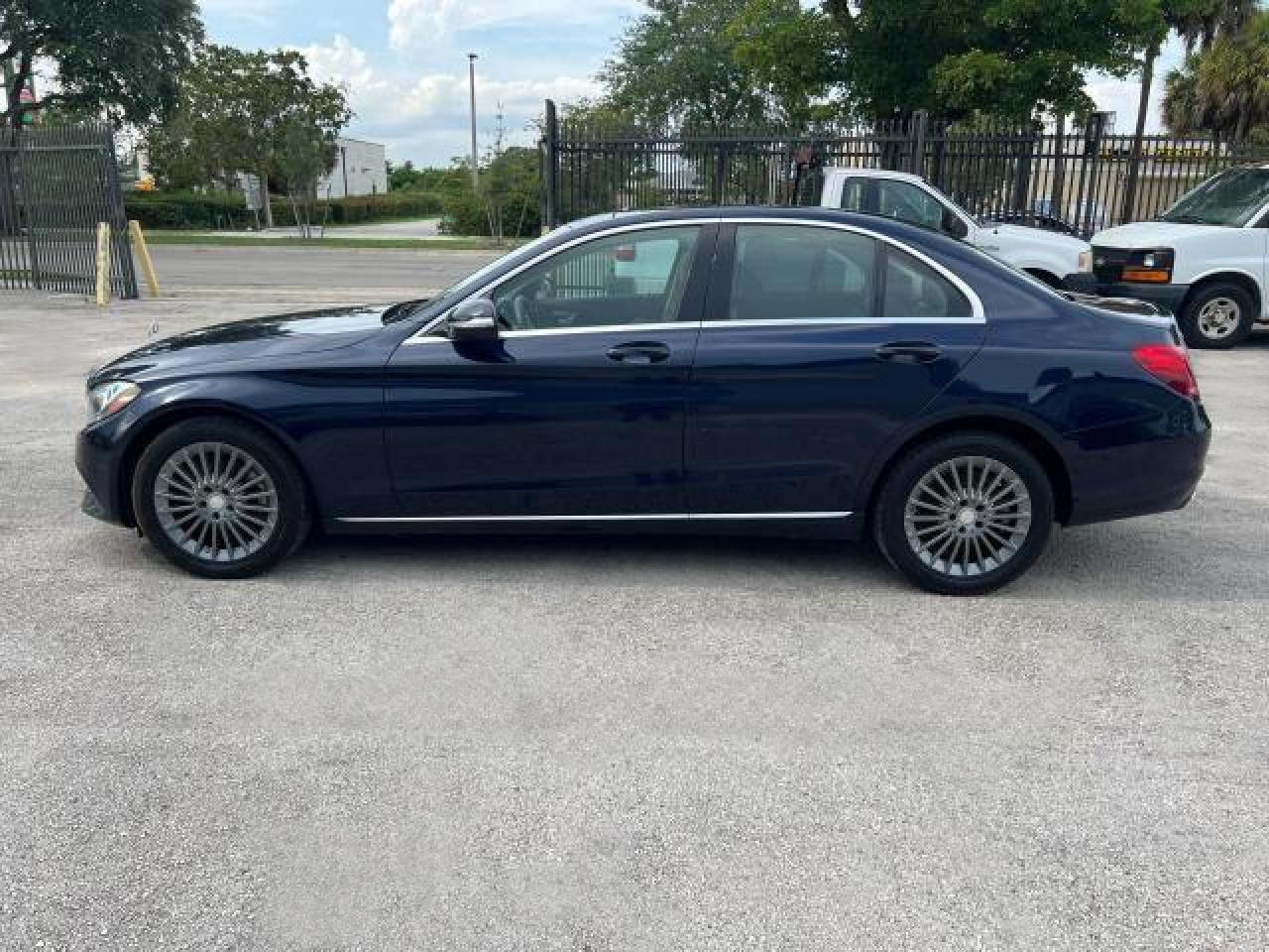 2015 MERCEDES-BENZ C 300 4MATIC