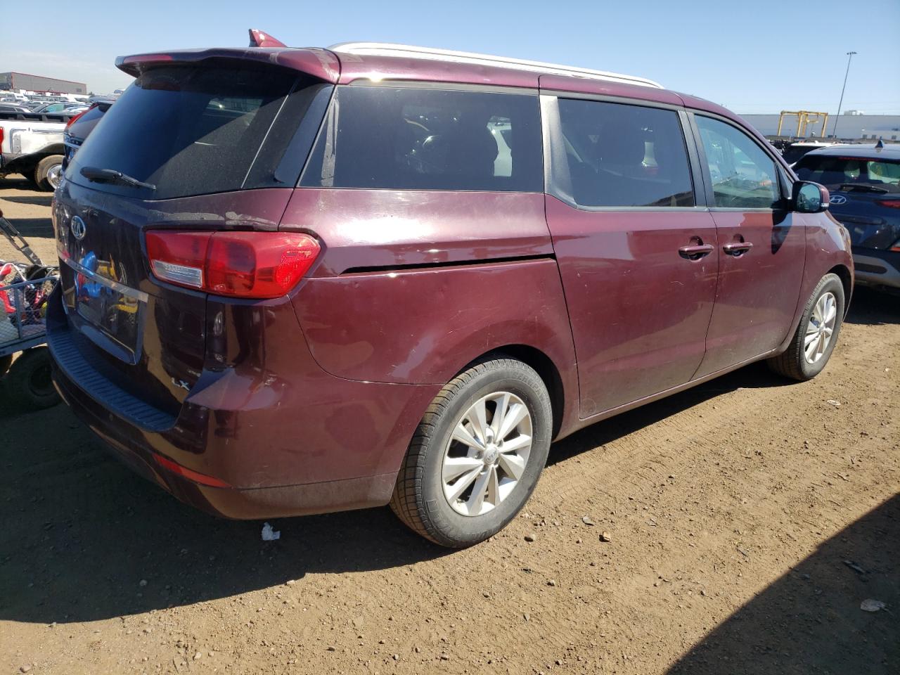 2016 KIA SEDONA LX