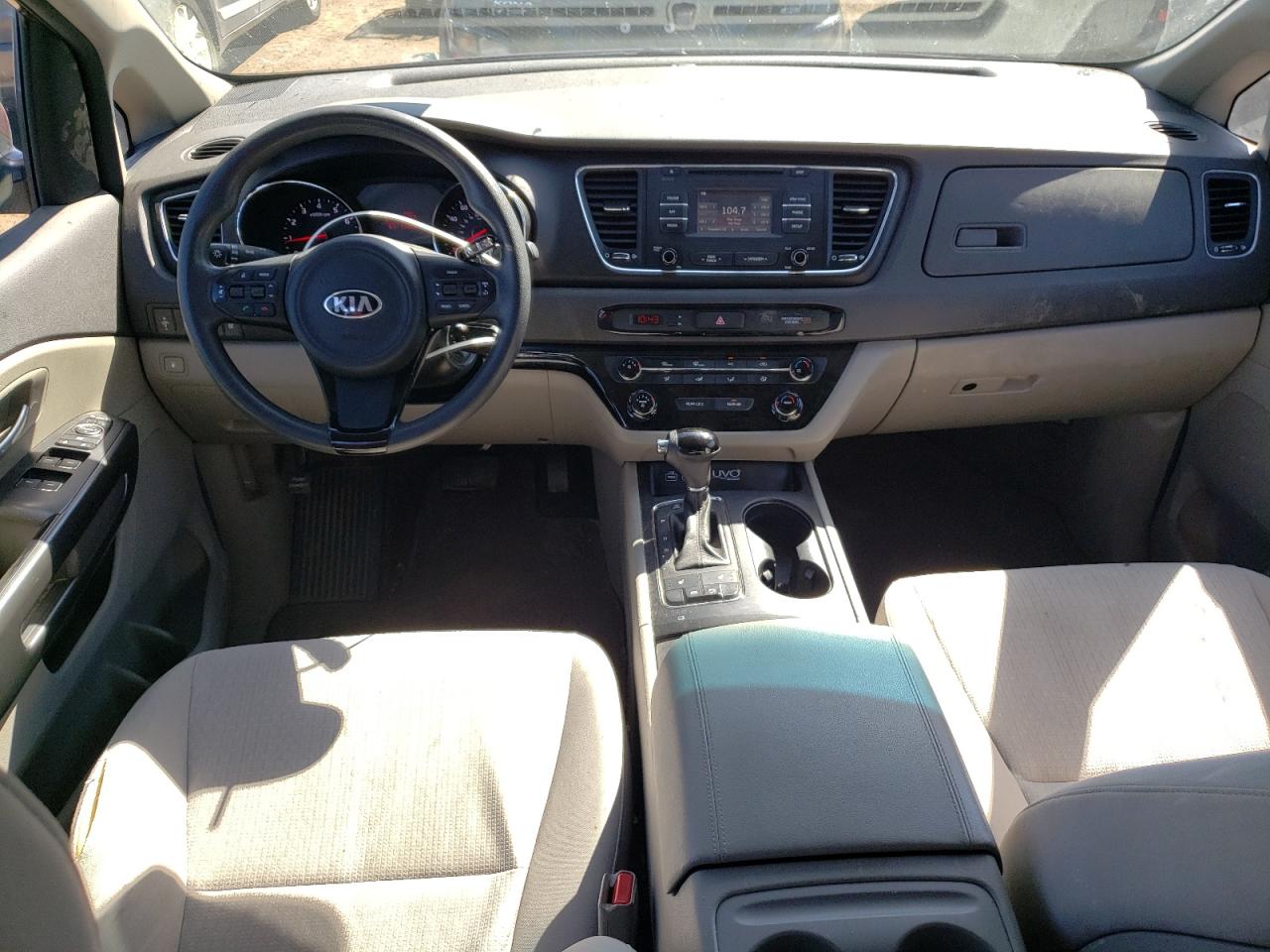 2016 KIA SEDONA LX