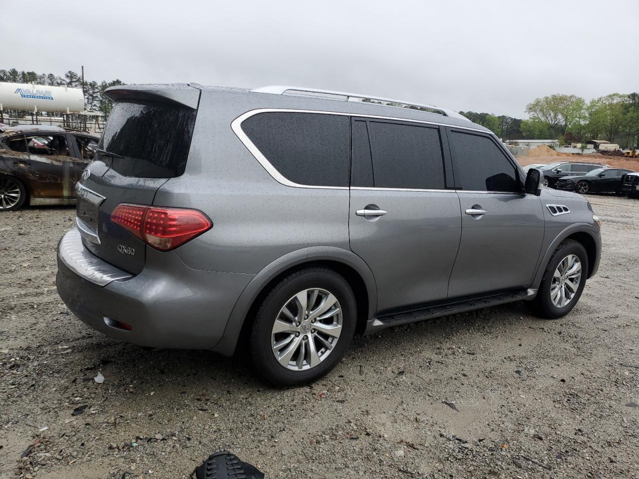 2016 INFINITI QX80 