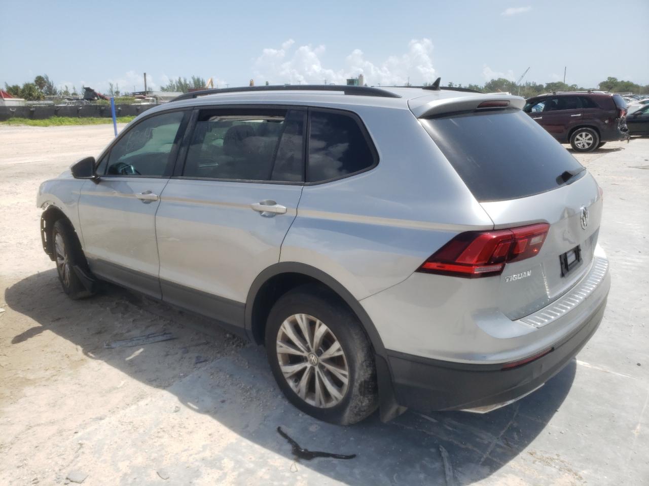 2020 VOLKSWAGEN TIGUAN S