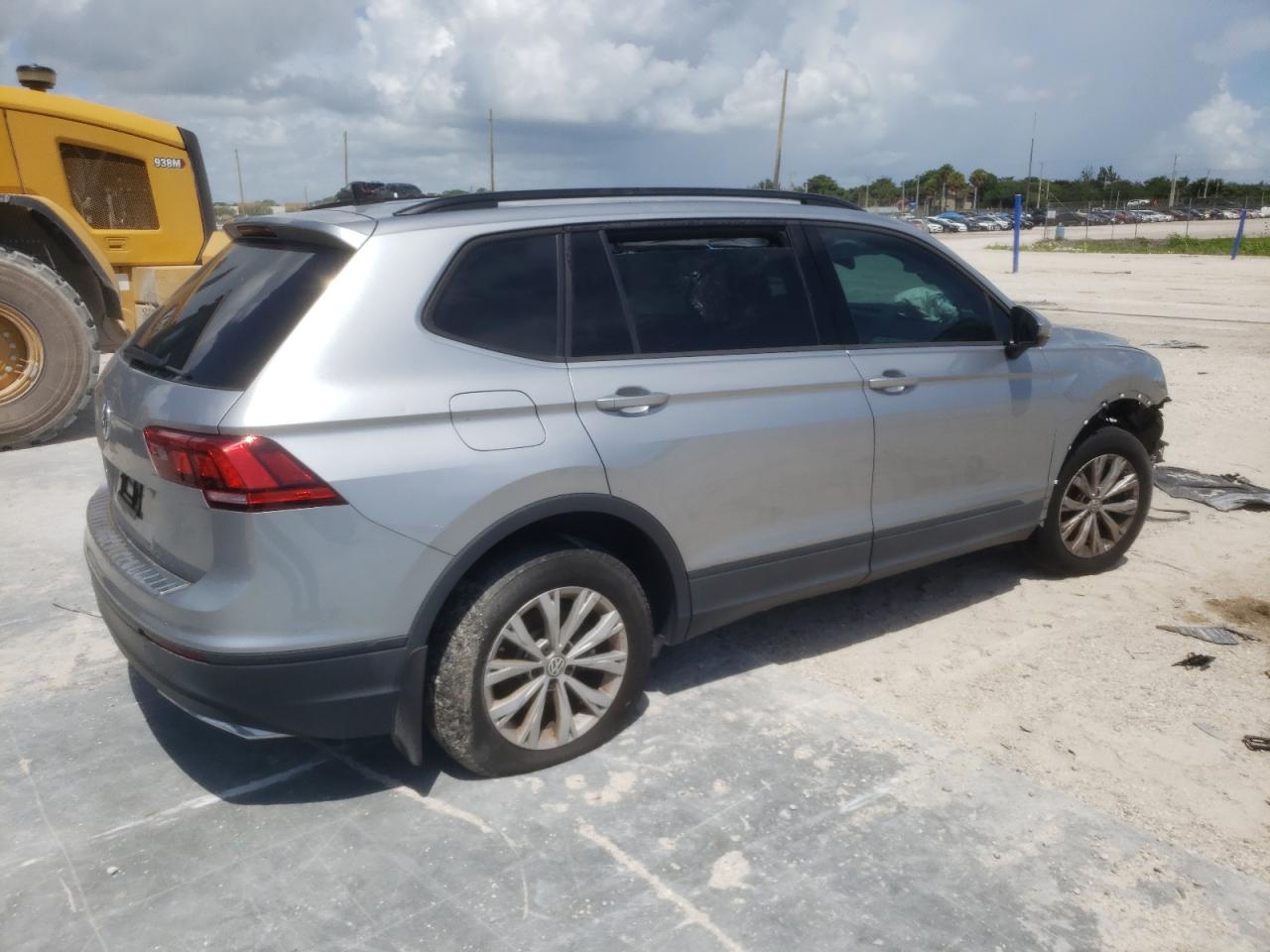 2020 VOLKSWAGEN TIGUAN S