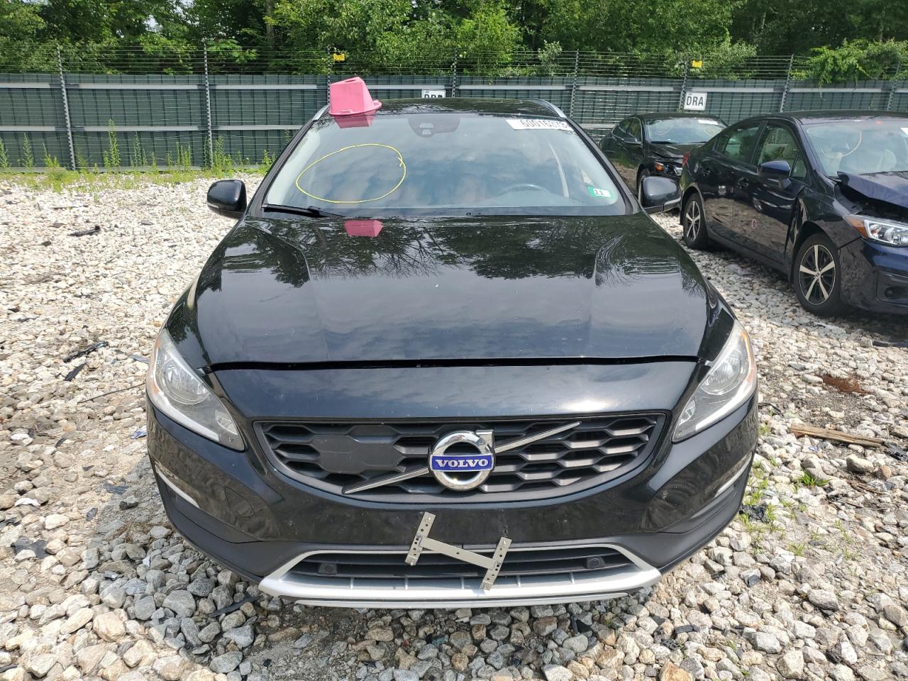 2018 VOLVO V60 CROSS COUNTRY PREMIER