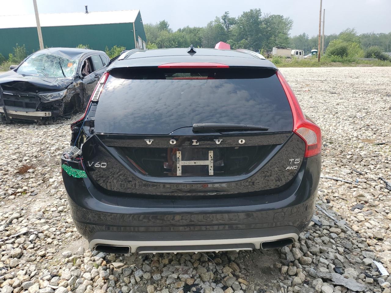 2018 VOLVO V60 CROSS COUNTRY PREMIER