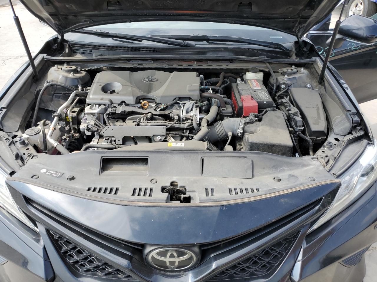 2018 TOYOTA CAMRY XSE